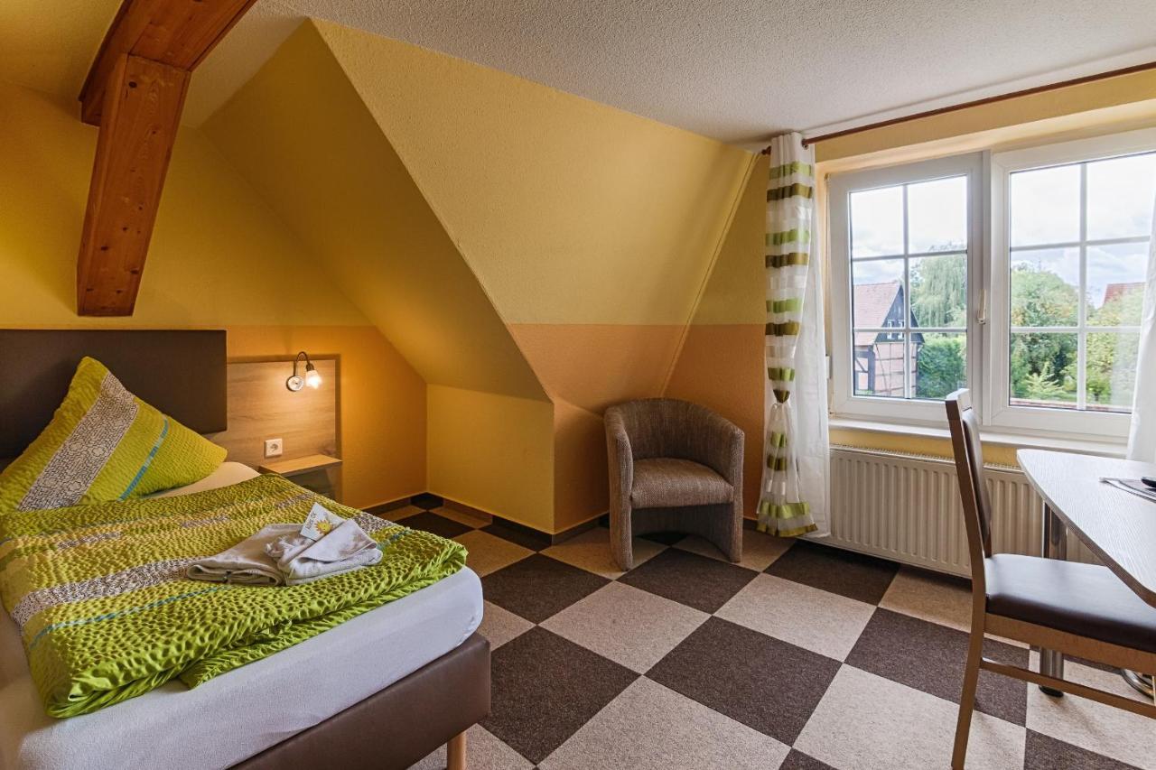 Landhotel & Brauhaus Prignitzer Hof Прицвальк Экстерьер фото